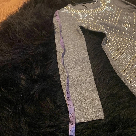 Allyson collection Grey sequins embellished long sleeve  body con dress - Picture 9 of 13